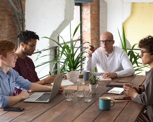 Angestellte bei einem Meeting