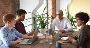 Angestellte bei einem Meeting