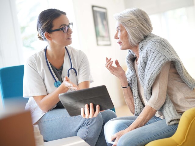 Sozialbetreuungsberufe Beratungsgespräch zu Gesundheitsthemen